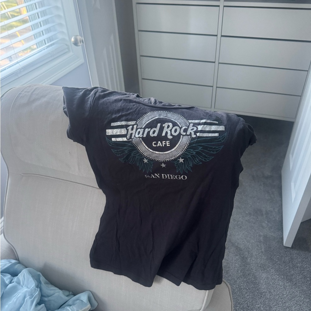 Hard Rock Cafe Dark Grey T-Shirt with Blue Trim